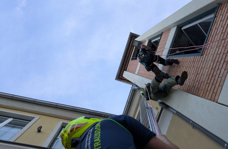 Höhen­ret­tung & Absturzsicherung
